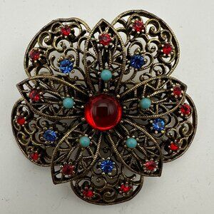Vintage sparkly filigree brooch for the eclectic gal
